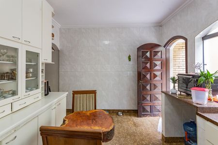 Casa à venda com 238m², 3 quartos e 3 vagas Casa à venda com 238m², 3 quartos e 3 vagasCozinha