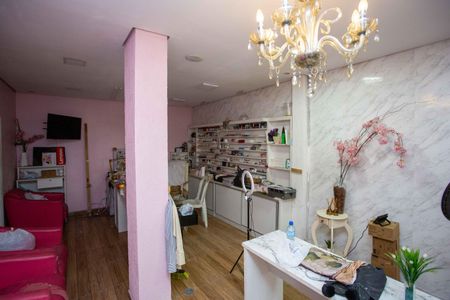 Casa para alugar com 320m², 4 quartos e 2 vagasSalao