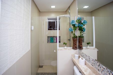 Casa para alugar com 320m², 4 quartos e 2 vagasBanheiro Social