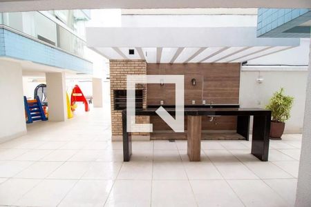 Apartamento à venda com 65m², 2 quartos e 1 vagaÁrea comum