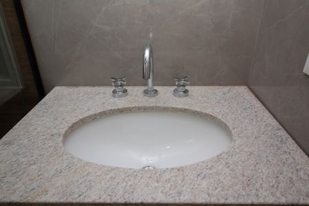 Apartamento para alugar com 85m², 3 quartos e 2 vagasBanheiro Social