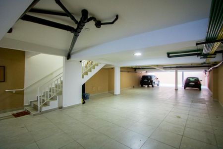 Apartamento à venda com 84m², 2 quartos e 1 vaga Apartamento à venda com 84m², 2 quartos e 1 vagaGaragem