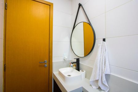 Apartamento à venda com 84m², 2 quartos e 1 vaga Apartamento à venda com 84m², 2 quartos e 1 vagaBanheiro