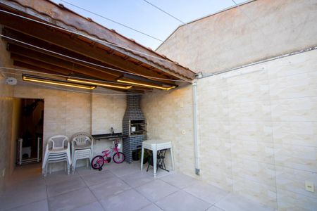Apartamento à venda com 84m², 2 quartos e 1 vaga Apartamento à venda com 84m², 2 quartos e 1 vagaEspaço gourmet