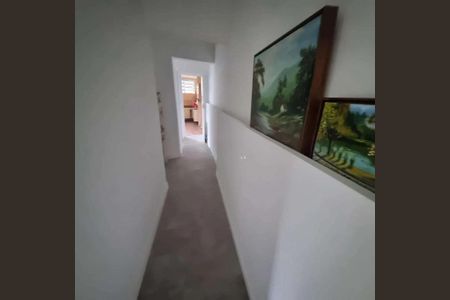 Casa para alugar com 599m², 7 quartos e 7 vagasCorredor