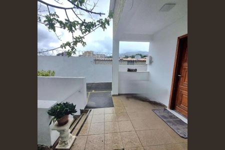 Casa para alugar com 599m², 7 quartos e 7 vagasÁrea externa