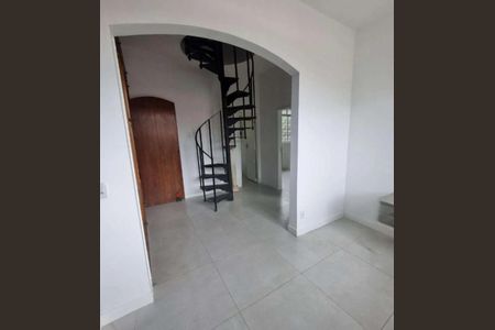 Casa para alugar com 599m², 7 quartos e 7 vagasSala