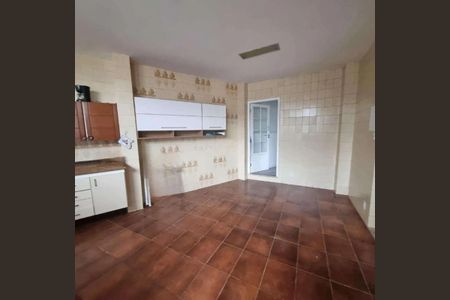 Casa para alugar com 599m², 7 quartos e 7 vagasCozinha