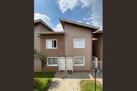 Casa de condomínio para alugar com 100m², 2 quartos e 1 vaga Casa de condomínio para alugar com 100m², 2 quartos e 1 vagaFachada