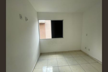 Quarto 1 de casa de condomínio para alugar com 2 quartos, 100m² em Parque Monjolo, Cotia