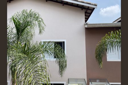 Casa de condomínio para alugar com 100m², 2 quartos e 1 vaga Casa de condomínio para alugar com 100m², 2 quartos e 1 vagaFachada