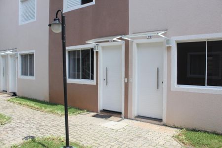 Casa de condomínio para alugar com 100m², 2 quartos e 1 vaga Casa de condomínio para alugar com 100m², 2 quartos e 1 vagaCondomínio