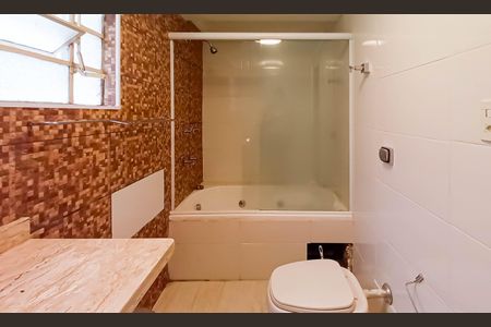 Apartamento à venda com 100m², 2 quartos e sem vaga Apartamento à venda com 100m², 2 quartos e sem vagaBanheiro