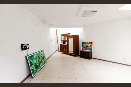 Apartamento à venda com 100m², 2 quartos e sem vaga Apartamento à venda com 100m², 2 quartos e sem vagaSalão