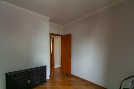 Quarto de apartamento à venda com 2 quartos, 61m² em Vl Cam Mar, São Bernardo do Campo