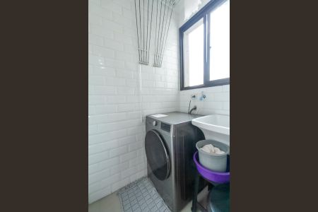 Apartamento à venda com 61m², 2 quartos e 1 vaga Apartamento à venda com 61m², 2 quartos e 1 vagaÁrea de Serviço