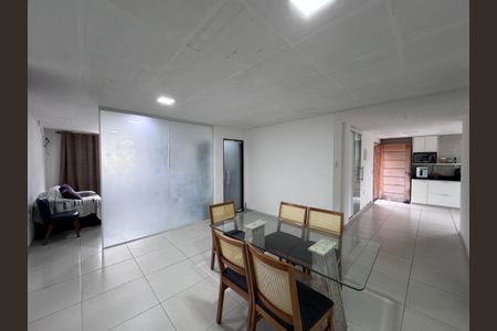 Casa à venda com 200m², 3 quartos e 1 vagaSala