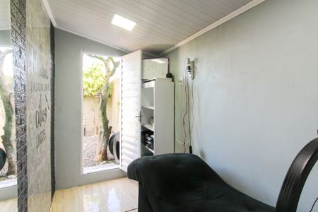 Casa à venda com 90m², 3 quartos e 1 vaga Casa à venda com 90m², 3 quartos e 1 vagaSuíte