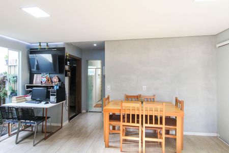 Sala de casa à venda com 3 quartos, 90m² em Harmonia, Canoas