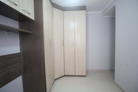 Quarto 1 de apartamento para alugar com 2 quartos, 44m² em Jardim Umarizal, São Paulo
