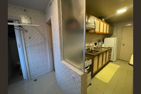 Apartamento à venda com 75m², 2 quartos e 1 vaga Apartamento à venda com 75m², 2 quartos e 1 vagaCozinha