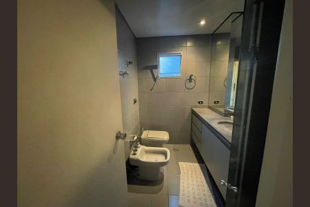 Apartamento à venda com 75m², 2 quartos e 1 vaga Apartamento à venda com 75m², 2 quartos e 1 vagaBanheiro