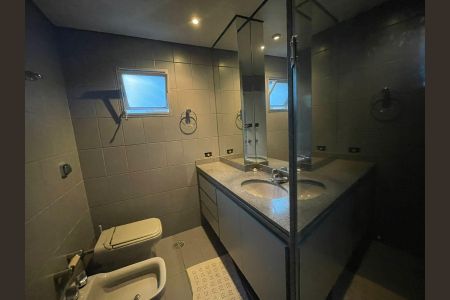 Apartamento à venda com 75m², 2 quartos e 1 vaga Apartamento à venda com 75m², 2 quartos e 1 vagaBanheiro