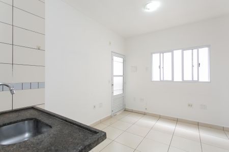 Apartamento para alugar com 38m², 2 quartos e sem vaga Apartamento para alugar com 38m², 2 quartos e sem vagaSala / Cozinha