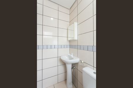 Apartamento para alugar com 38m², 2 quartos e sem vaga Apartamento para alugar com 38m², 2 quartos e sem vagaBanheiro