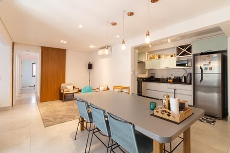 Apartamento à venda com 111m², 3 quartos e 2 vagasSala