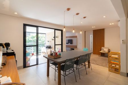 Apartamento à venda com 111m², 3 quartos e 2 vagasSala