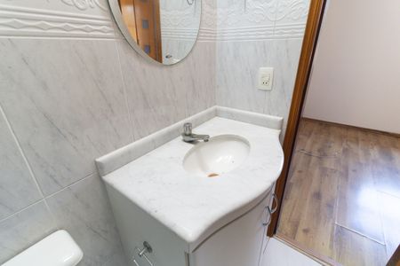 Casa de condomínio à venda com 75m², 2 quartos e 2 vagasBanheiro da Suíte 2