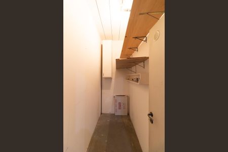 Casa de condomínio à venda com 75m², 2 quartos e 2 vagasDepósito 