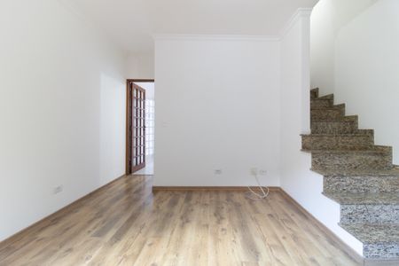 Sala de casa de condomínio à venda com 2 quartos, 75m² em Vila Brasilio Machado, São Paulo