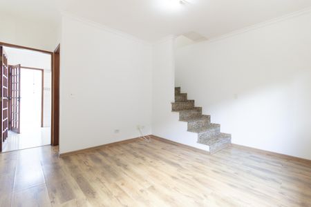 Sala de casa de condomínio à venda com 2 quartos, 75m² em Vila Brasilio Machado, São Paulo