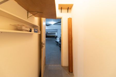 Casa de condomínio à venda com 75m², 2 quartos e 2 vagasDepósito 