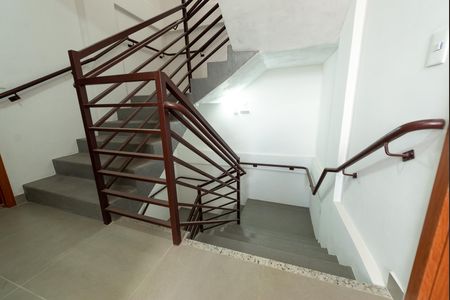Apartamento para alugar com 80m², 3 quartos e 2 vagasEscada