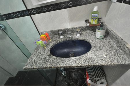 Casa à venda com 250m², 6 quartos e 2 vagasBanheiro da Suíte 5