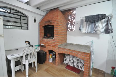 Casa à venda com 250m², 6 quartos e 2 vagasChurrasqueira