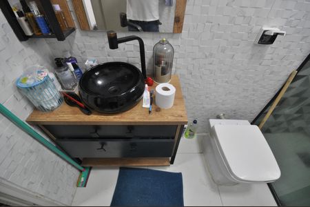 Casa à venda com 250m², 6 quartos e 2 vagasBanheiro da Suíte 1