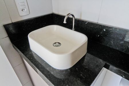 Apartamento para alugar com 36m², 2 quartos e sem vaga Apartamento para alugar com 36m², 2 quartos e sem vagaBanheiro Social