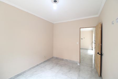 Quarto de casa para alugar com 1 quarto, 60m² em Jardim Alpino, São Paulo