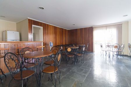 Apartamento à venda com 60m², 2 quartos e 2 vagasÁrea comum - Salão de festas