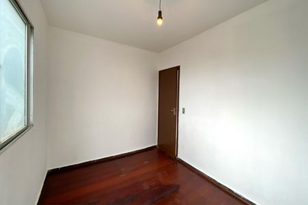 Apartamento para alugar com 74m², 3 quartos e 1 vaga Apartamento para alugar com 74m², 3 quartos e 1 vagaQuarto 2