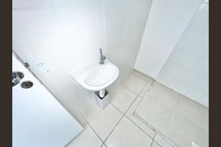 Apartamento para alugar com 37m², 1 quarto e sem vaga Apartamento para alugar com 37m², 1 quarto e sem vagaBanheiro