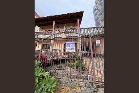 Casa à venda com 360m², 4 quartos e 5 vagasPLAQUINHA INSTALADA EM 10/03/26
