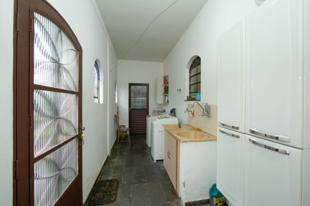 Casa à venda com 360m², 4 quartos e 5 vagasAREA DE SERVICO