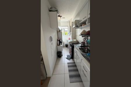 Cozinha de apartamento à venda com 2 quartos, 48m² em Del Castilho, Rio de Janeiro
