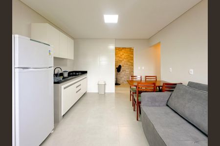 Apartamento para alugar com 60m², 2 quartos e 1 vagaSala