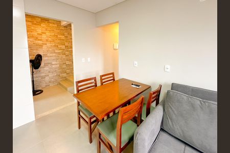 Apartamento para alugar com 60m², 2 quartos e 1 vagaSala